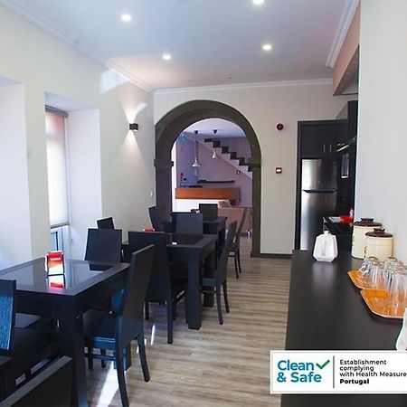 D. Irene Hostel Lajes Bagian luar foto